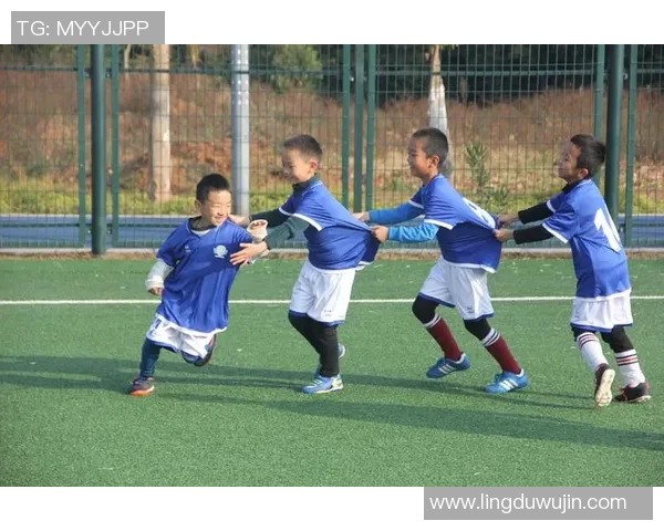 林更新热爱足球的背后故事与他在绿茵场上的精彩瞬间分享